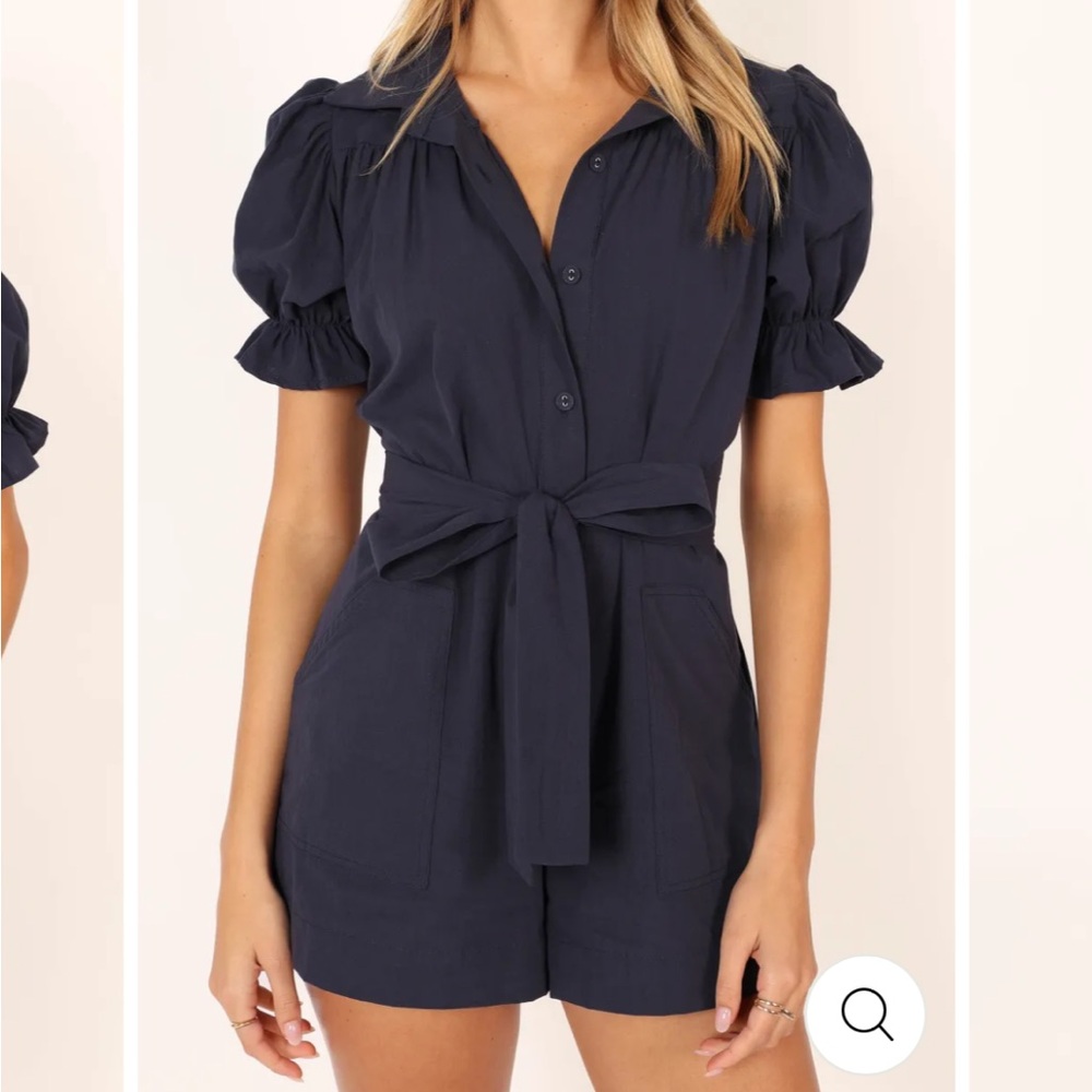 Riley Tie Waist Cotton Romper
Petal & Pup NEW - Picture 1 of 5